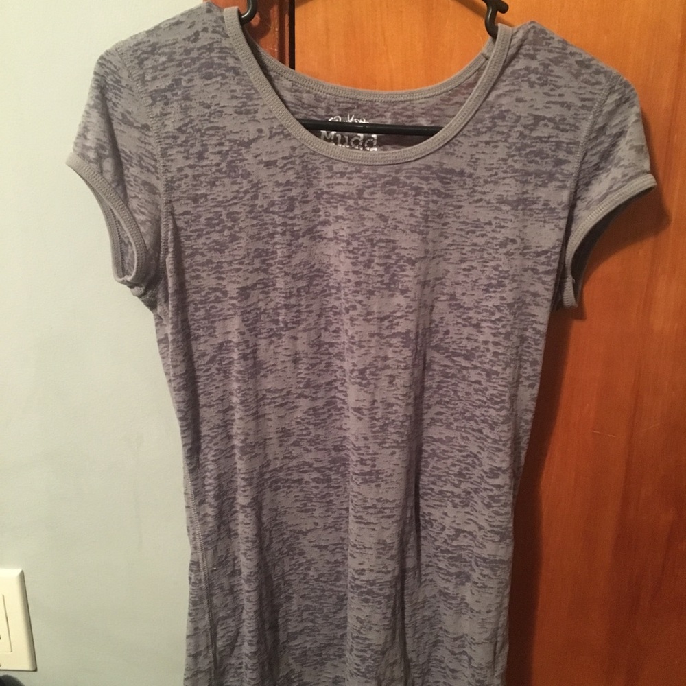 MUDD Juniors Gray Shirt